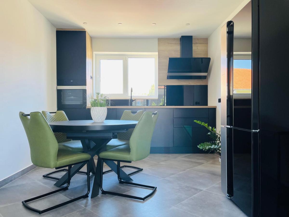 Kia Ora Apartment 特罗吉尔 外观 照片